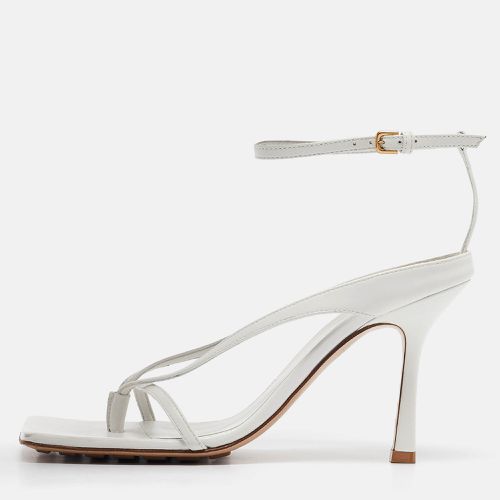 Bottega Veneta White Leather Stretch Ankle Strap Sandals Size 37.5 - Bottega Veneta - Modalova