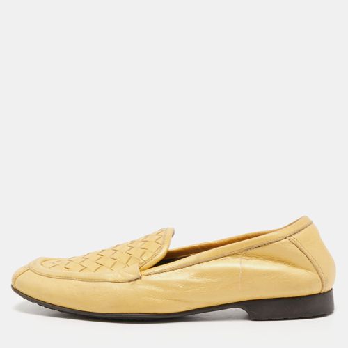 Bottega Veneta Yellow Intrecciato Leather Slip on Loafers Size 35 - Bottega Veneta - Modalova