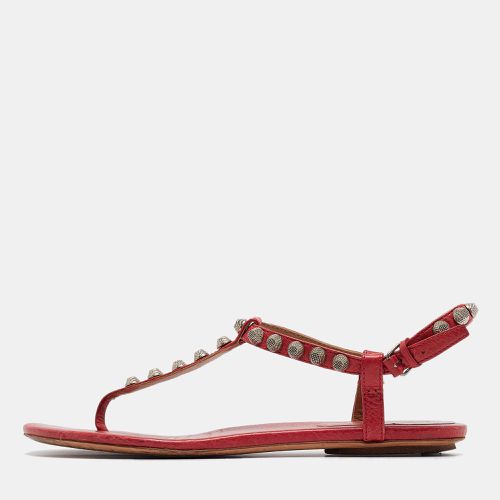 Balenciaga Dark Pink Leather Studded Thong Flat Sandals Size 40 - Balenciaga - Modalova