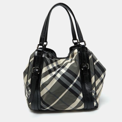 Burberry Black Beat Check Nylon and Patent Leather Large Victoria Tote - Burberry - Modalova