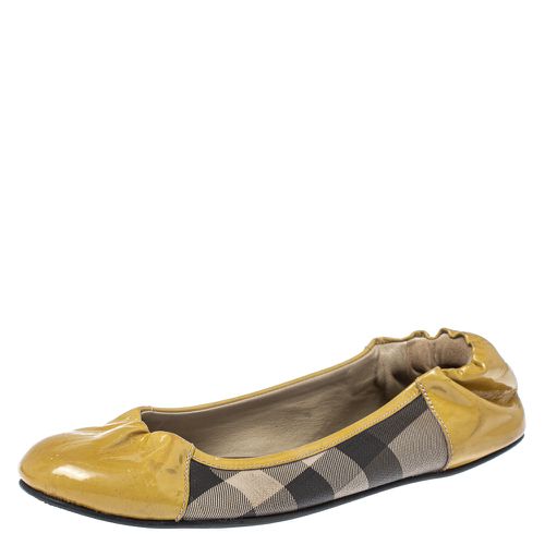 Burberry Beige Patent Leather And Nova Check Canvas Scrunch Ballet Flats Size 37 - Burberry - Modalova