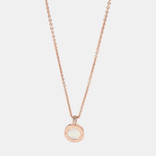 Bvlgari Mother of Pearl Pendant in 18k Yellow Gold 0.06 CTW - Bvlgari - Modalova