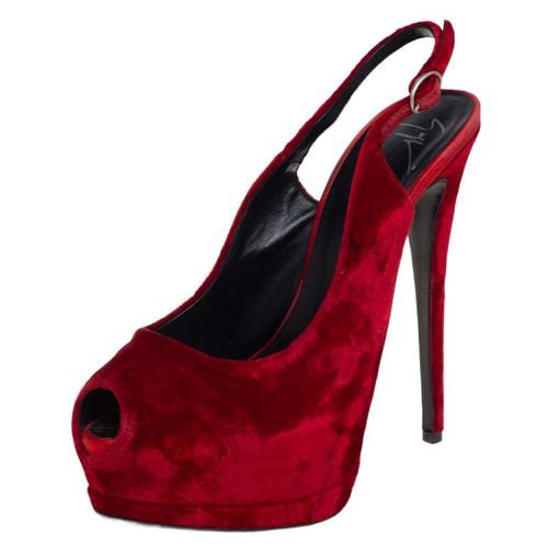 Giuseppe Zanotti Red Velvet Peep Toe Slingback Platform Sandals Size 38.5 - Giuseppe Zanotti - Modalova