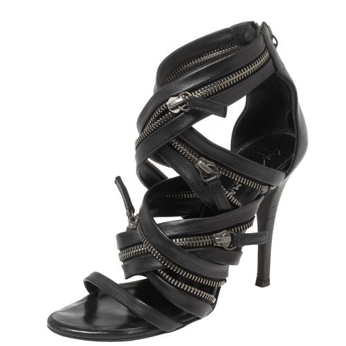 Giuseppe Zanotti For Pierre Balmain Black Leather Zip-Embellished Sandals Size 36.5 - Giuseppe Zanotti - Modalova