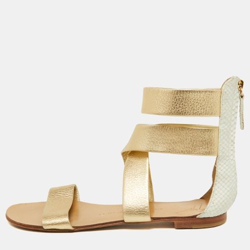 Giuseppe Zanotti Gold/White Python Embossed Leather Ankle Cuff Flat Sandals Size 38 - Giuseppe Zanotti - Modalova