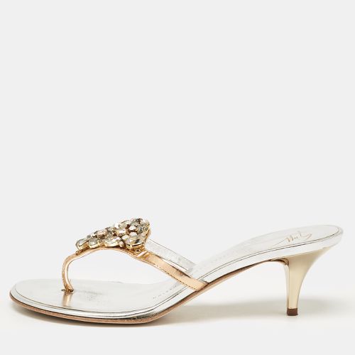 Giuseppe Zanotti Silver Leather Slide Crystal Embellished Sandals Size 38.5 - Giuseppe Zanotti - Modalova