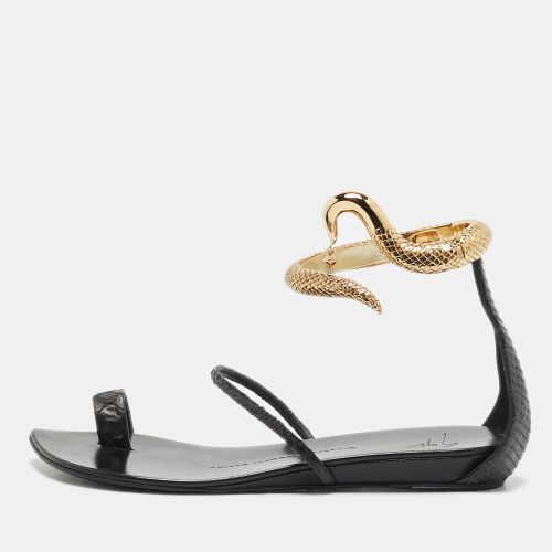 Size 36 Python Embossed Leather Kay Gold Ankle Strap Flat Sandals - Giuseppe Zanotti - Modalova