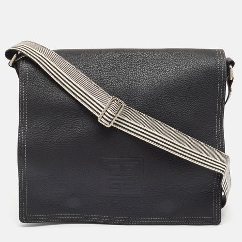 Givenchy Black Leather Logo Embossed Flap Messenger Bag - Givenchy - Modalova