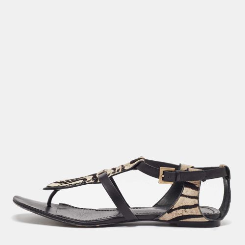 Givenchy Black Zebra Calfhair and Leather Thong Sandals Size 40 - Givenchy - Modalova