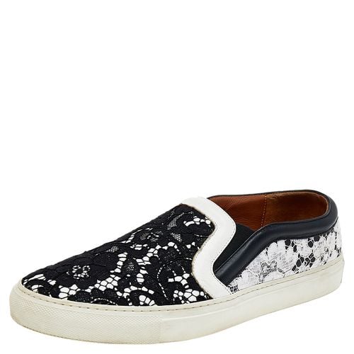 Givenchy White/Black Lace And Leather Slip on Sneakers Size 41 - Givenchy - Modalova