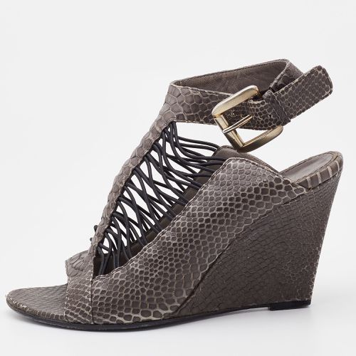 Givenchy Grey Python Embossed Leather Wedge Ankle Strap Sandals Size 37.5 - Givenchy - Modalova