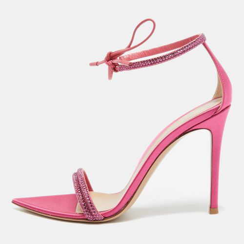 Gianvito Rossi Pink Satin Embellished Montecarlo Sandals Size 40.5 - Gianvito Rossi - Modalova