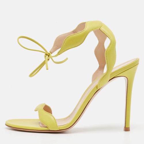 Gianvito Rossi Yellow Leather Wavy Ankle Tie Sandals Size 39.5 - Gianvito Rossi - Modalova