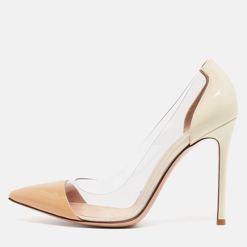 Cream Patent Leather and PVC Plexi Pumps Size 38.5 - Gianvito Rossi - Modalova