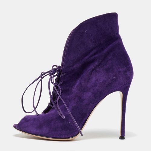 Gianvito Rossi Purple Suede Jane Ankle Booties Size 40 - Gianvito Rossi - Modalova