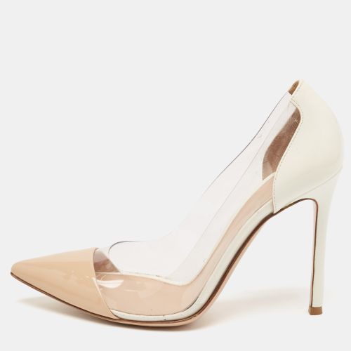 Gianvito Rossi Beige/White Patent Leather And PVC Plexi Pointed Toe Pumps Size 38 - Gianvito Rossi - Modalova