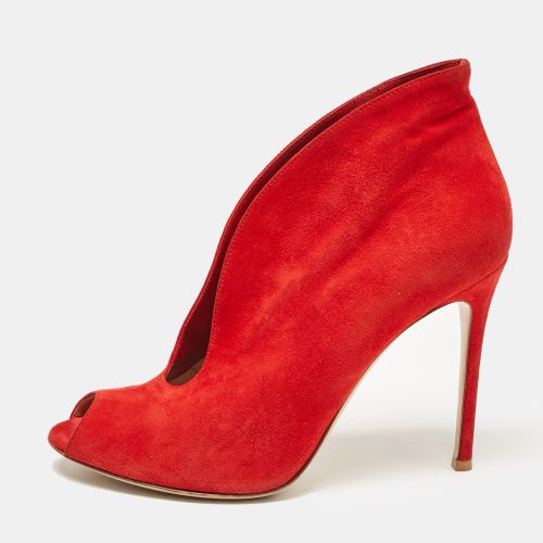 Gianvito Rossi Red Suede Vamp Peep Toe Pumps Size 39 - Gianvito Rossi - Modalova