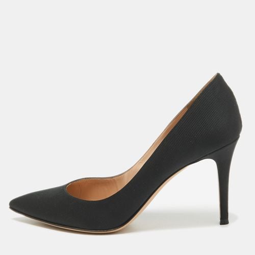 Gianvito Rossi Black Fabric Pointed Toe Pumps Size 40 - Gianvito Rossi - Modalova