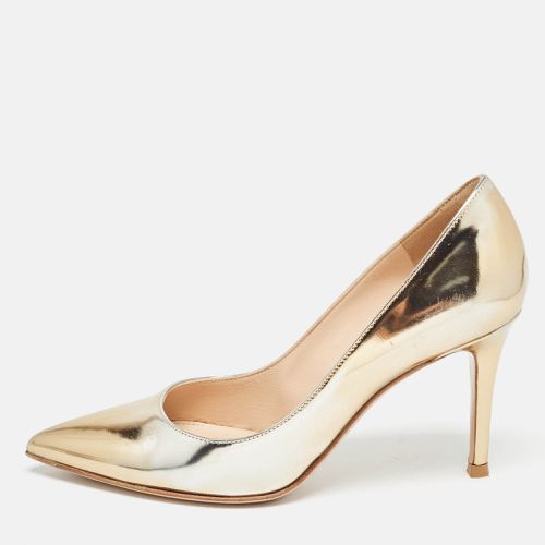 Gianvito Rossi Gold Leather Gianvito Pumps Size 35 - Gianvito Rossi - Modalova