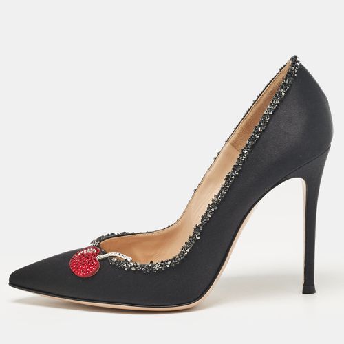 Gianvito Rossi Black Satin Crystal Embellished Pumps Size 37.5 - Gianvito Rossi - Modalova