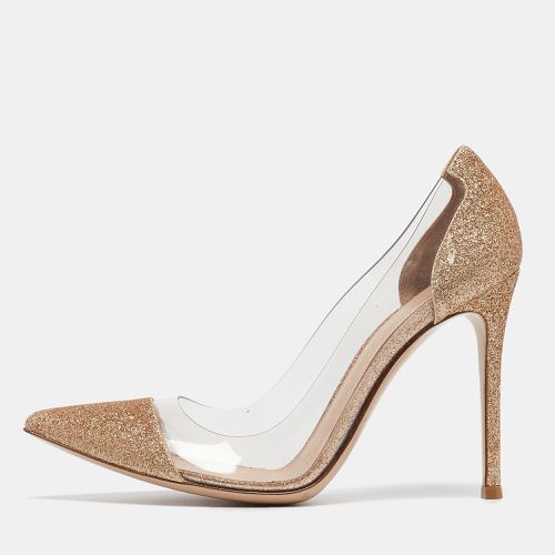 Gianvito Rossi Gold Glitters And PVC Plexi Pointed Toe Pumps Size 37.5 - Gianvito Rossi - Modalova