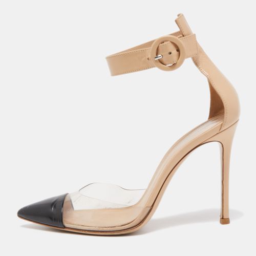 Gianvito Rossi Beige/Black Leather and PVC Ankle Strap Pumps Size 37 - Gianvito Rossi - Modalova