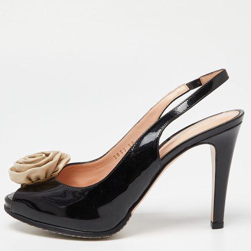 Patent Leather Flower Applique Peep Toe Slingback Pumps Size 38 - Gianvito Rossi - Modalova