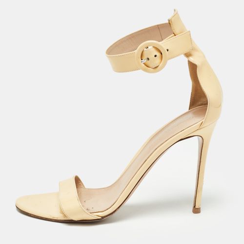 Gianvito Rossi Beige Patent Leather Portofino Sandals Size 40 - Gianvito Rossi - Modalova