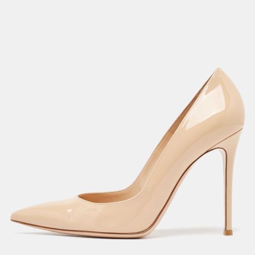 Gianvito Rossi Beige Patent Leather Gianvito Pumps Size 40 - Gianvito Rossi - Modalova