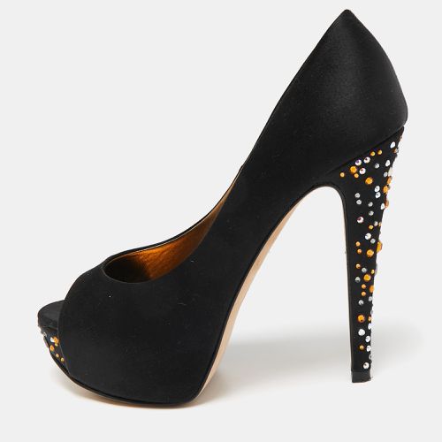 Gina Black Satin Jenna Crystal Embellished Platform Pumps Size 37.5 - Gina - Modalova