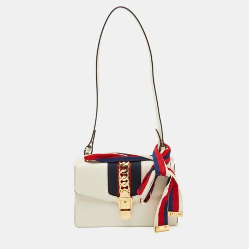 Gucci White Leather Small Web Chain Sylvie Flap Shoulder Bag - Gucci - Modalova