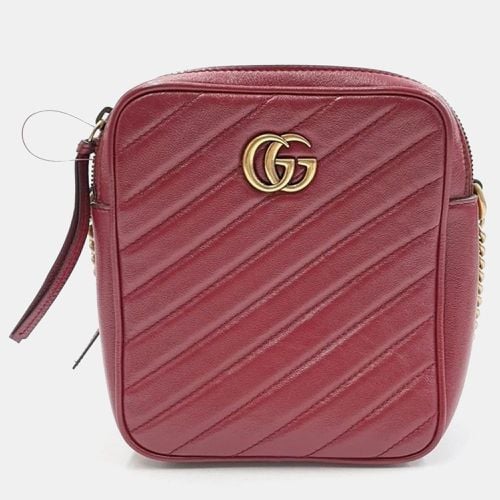 Gucci Red Calfskin Matelasse Diagonal Tall GG Marmont Crossbody Bag - Gucci - Modalova