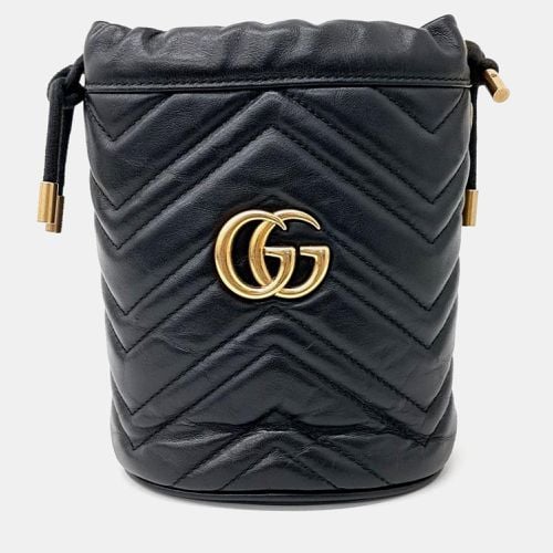 Gucci Black Calfskin Matelasse Mini GG Marmont Bucket Bag - Gucci - Modalova