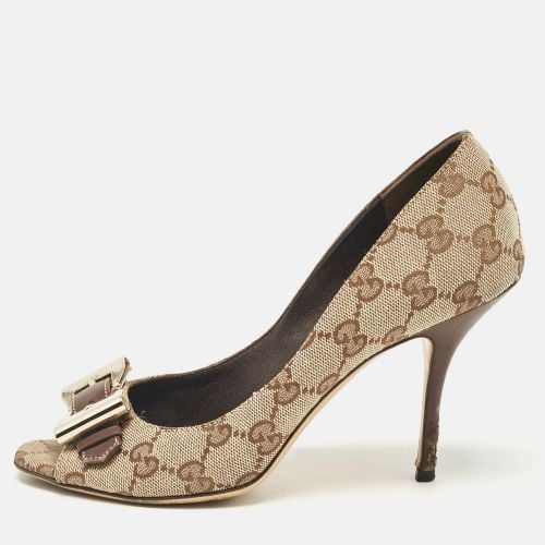 Gucci Brown/Beige GG Canvas Buckle Detail Peep Toe Pumps Size 36 - Gucci - Modalova