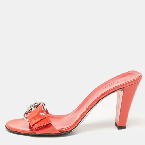 Gucci Red Patent Leather Buckle Detail Slide Sandals Size 38 - Gucci - Modalova