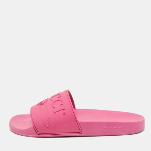 Gucci Pink Rubber Logo Embossed Pool Slides Size 40 - Gucci - Modalova