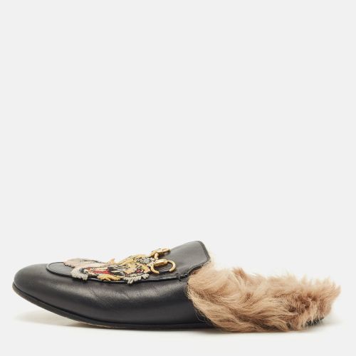 Gucci Black Tiger Embroidered Leather And Fur Princetown Horsebit Mule Sandals Size 37 - Gucci - Modalova