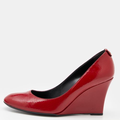 Gucci Red Patent Leather Wedge Round Toe Pumps Size 40 - Gucci - Modalova