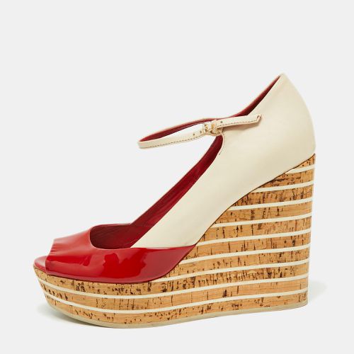 Gucci Red/Cream Patent Leather Colorblock Platform Wedge Mary Jane Peep Toe Pumps Size 38 - Gucci - Modalova