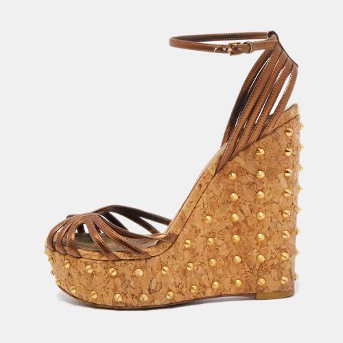 Gucci Metallic Leather Studded Cork Wedge Platform Strappy Sandals Size 38 - Gucci - Modalova