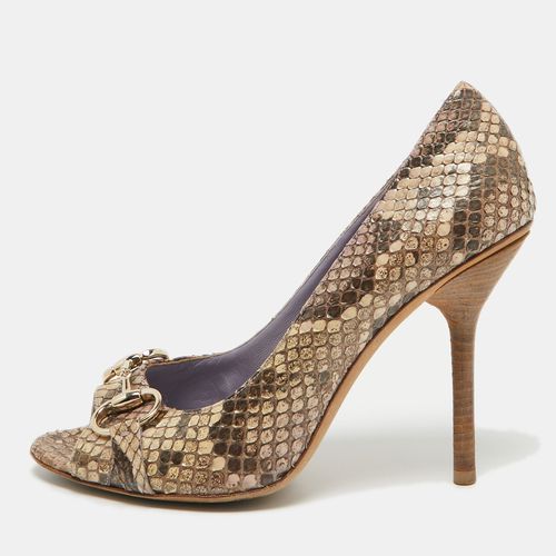 Gucci Two Tone Python Horsebit Peep Toe Pumps Size 39 - Gucci - Modalova