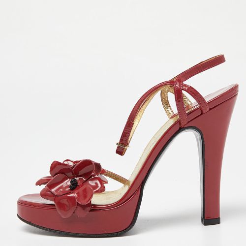 Dolce & Gabbana Red Patent Leather Flower Strappy Sandals Size 38 - Dolce & Gabbana - Modalova