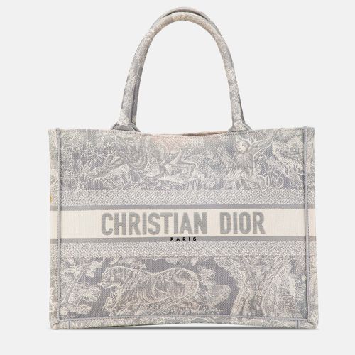 Dior Medium Toile de Jouy Reverse Embroidered Book Tote Bag - Dior - Modalova