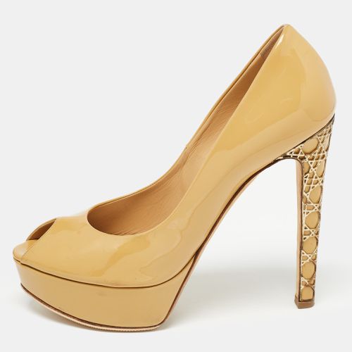 Christian Dior Beige Patent Leather Peep Toe Platform Pumps Size 39 - Dior - Modalova