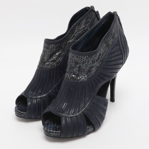 Size 36.5 Leather and Python Leather Cut Out Booties - Dior - Modalova