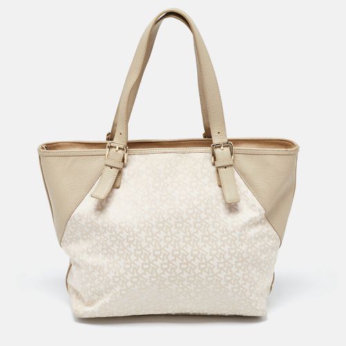 Dkny Cream/Beige Monogram Canvas and Leather Zip Tote - Dkny - Modalova