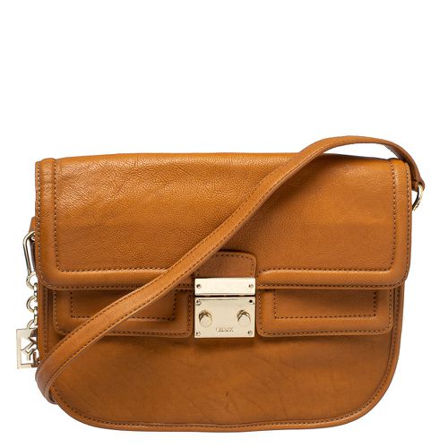 Leather Push Lock Shoulder Bag - Dkny - Modalova