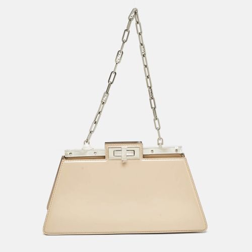 Fendi Beige Patent Leather Medium Peekaboo Cut Bag - Fendi - Modalova