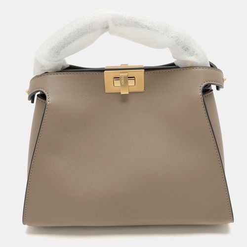 Fendi Beige Leather Peekaboo Iconic Essentially Top Handle Bag - Fendi - Modalova