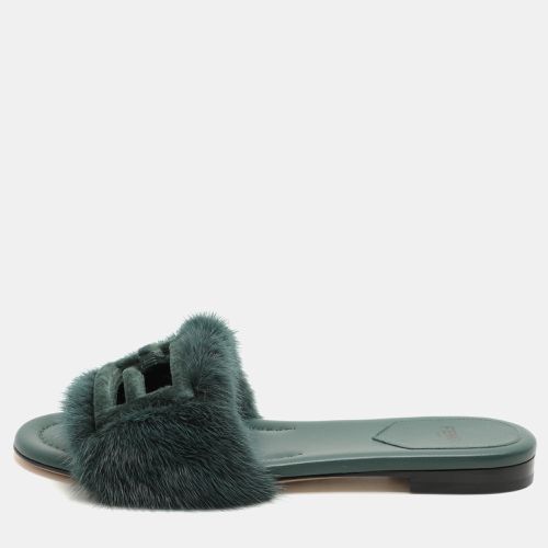 Fendi Green Mink Fur Baguette Flat Slides Size 36 - Fendi - Modalova